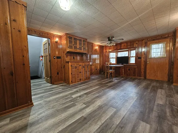 519 E Union St, Rockton, IL 61072