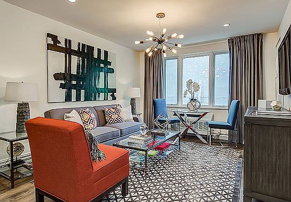 5th image of 525 Myrtle Ave #203