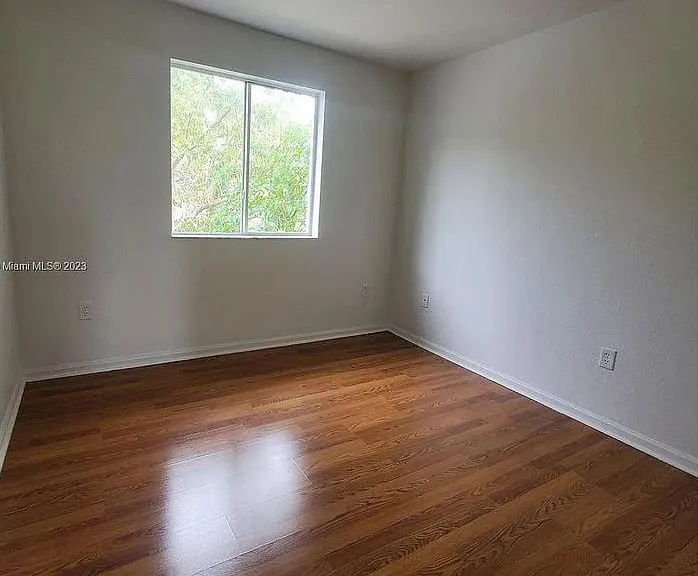 2742 SE 16th Ave #165 — Photo 31