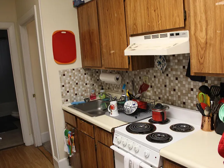 879 Beacon St #22 — Photo 9