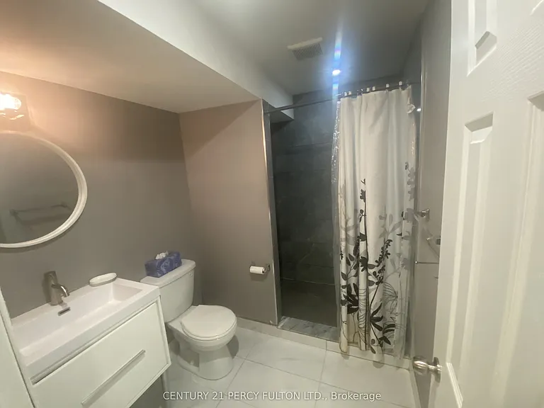 176 Alfred Smith Way — Photo 12