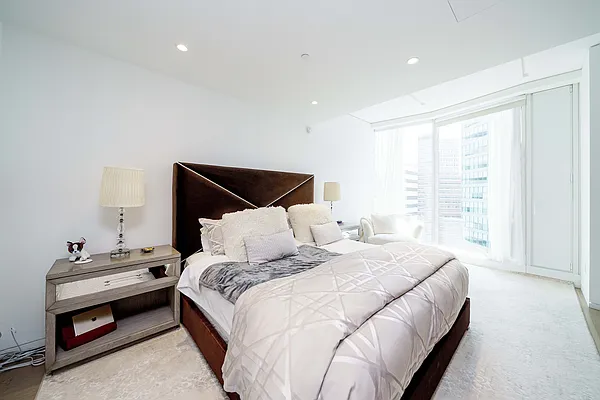 Sold by Compass | media 8