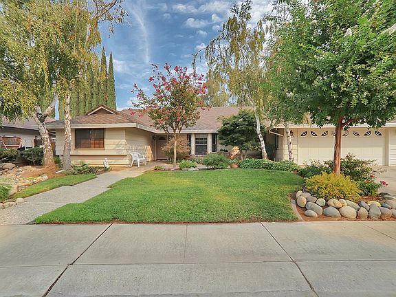 3rd image of 1881 Tracy Dr