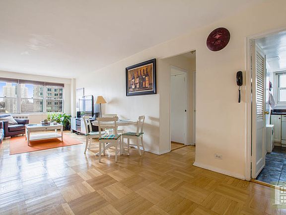 2nd image of 166 E 35th St APT 15G