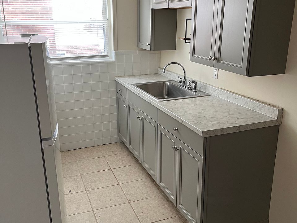 1st image of 5500 Milan Ave APT 4
