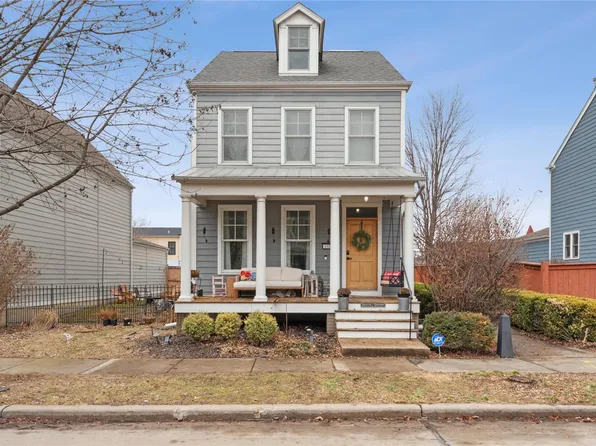 3329 Shutten St, Saint Charles, MO 63301