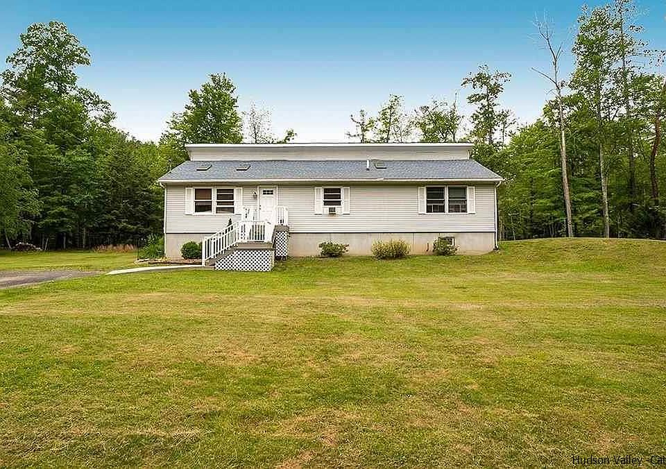 1st image of 414 Woodland Dr