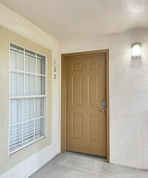 970 Spring Garden Ave — Photo 1