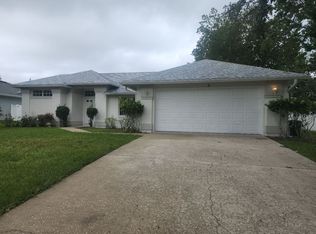 13 Wood Crest Ln, Palm Coast, FL 32164