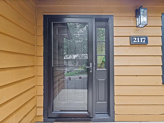 4th image of 2117 Lafayette Circle
