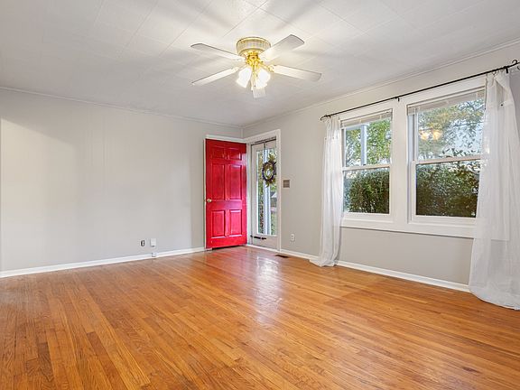 4th image of 408 N Petway St