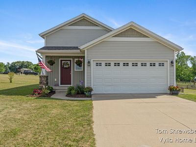 1698 Trent Ridge Ct NE, Cedar Springs, MI, 49319