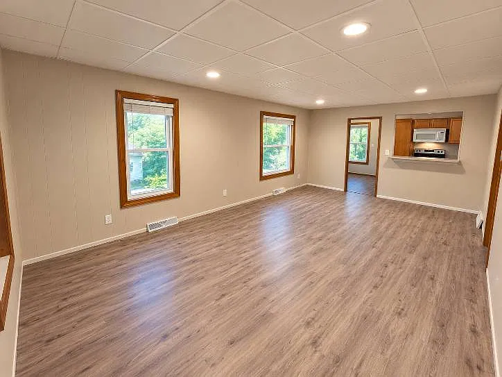822 Single Avenue - 1 — Photo 4