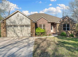 8 Arden Ln, Bella Vista, AR 72714