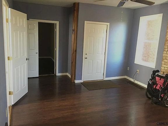3rd image of 98 11th St #1