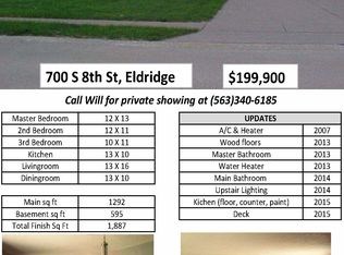 700 S 8th St, Eldridge, IA 52748