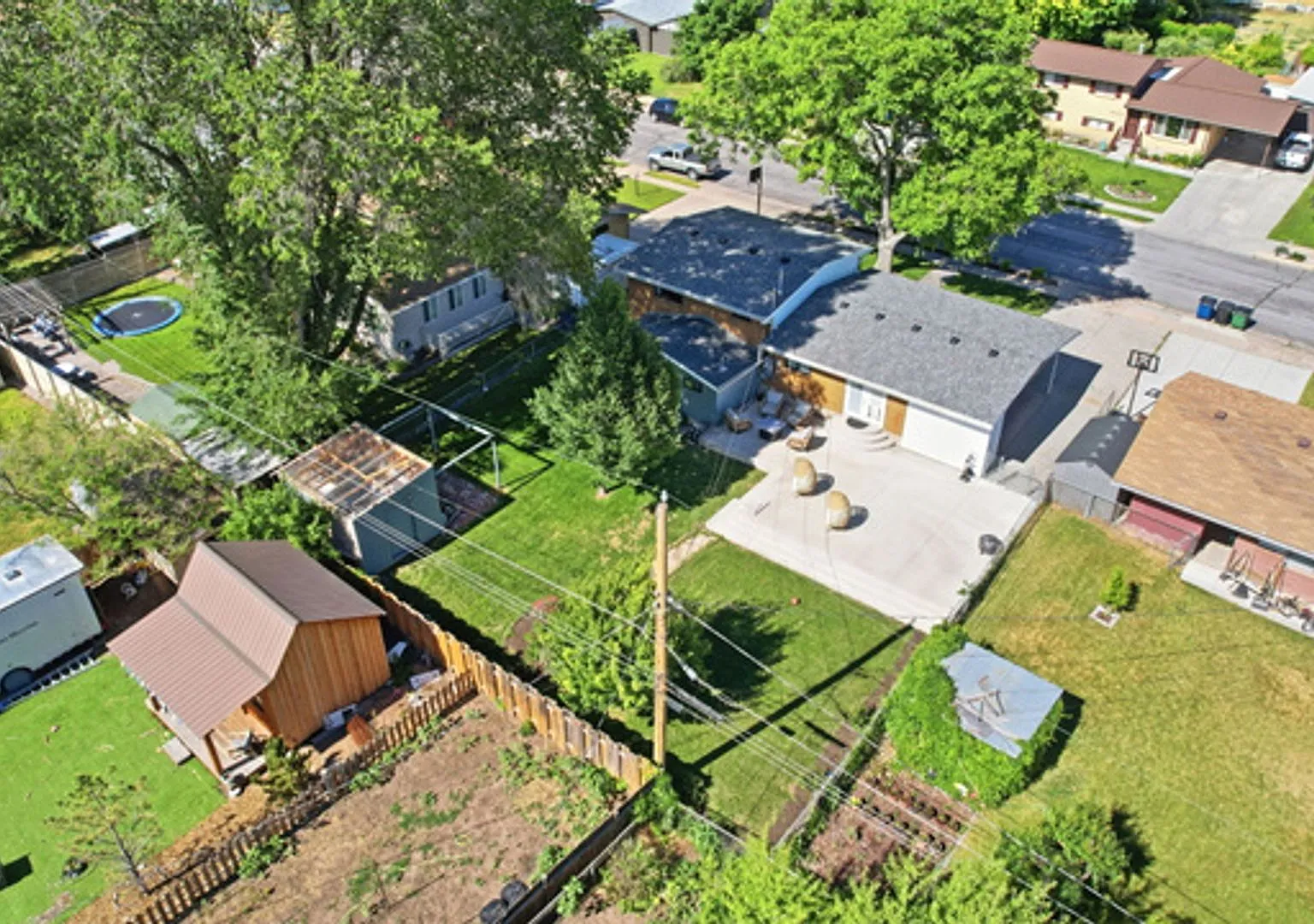 4BR/2BA Updated Kaysville Home with Finished Basement & Fenced Yard $2,400/mo — Photo 2