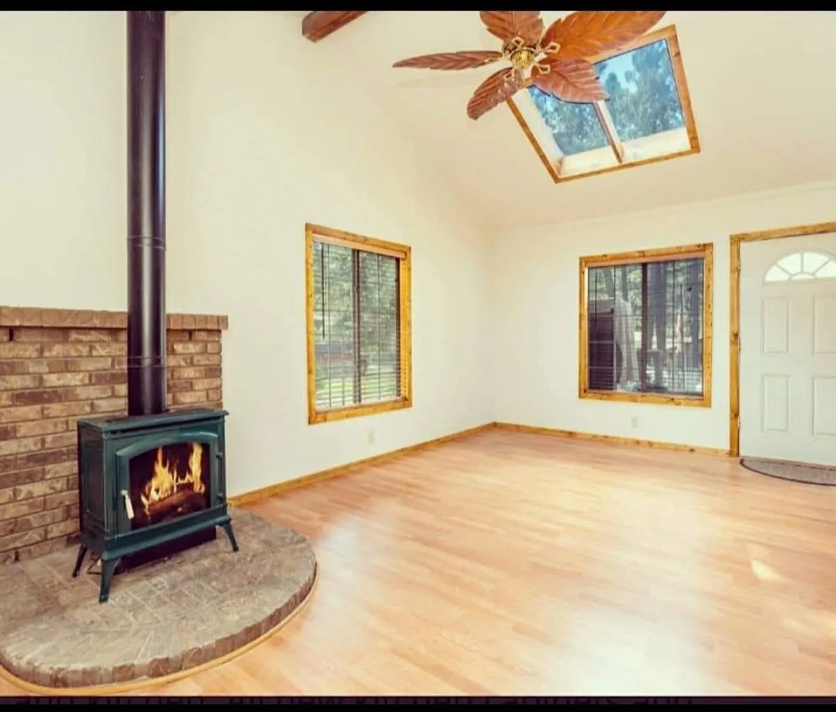 2 bed, $2,000 — Photo 4