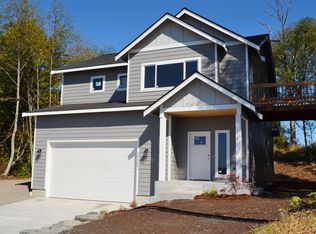 38368 Vista Key Dr NE, Hansville, WA 98340