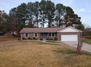 200 General Forrest Dr, Springfield, TN 37172