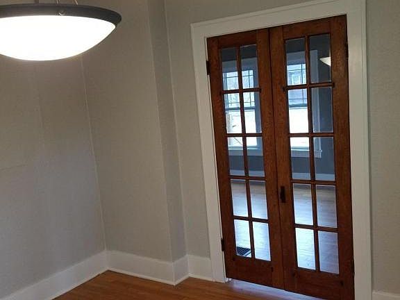 4th image of 319 Edgemoor Ave