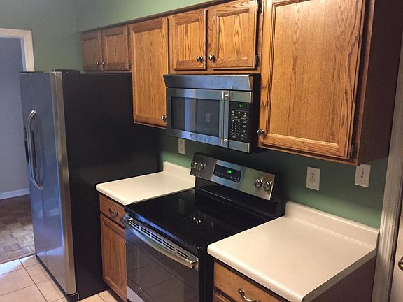 View (1) of the kitchen