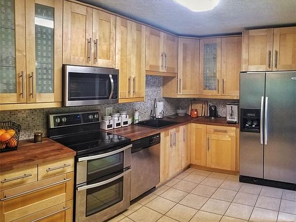 2nd image of 7437 Creekwood Dr #12C