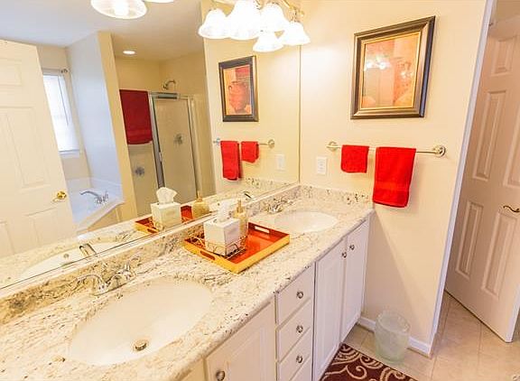 5th image of 4900 Parsons Walk Pl
