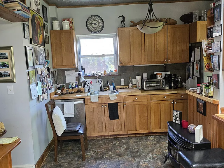 5905 Elgin St #2 — Photo 35