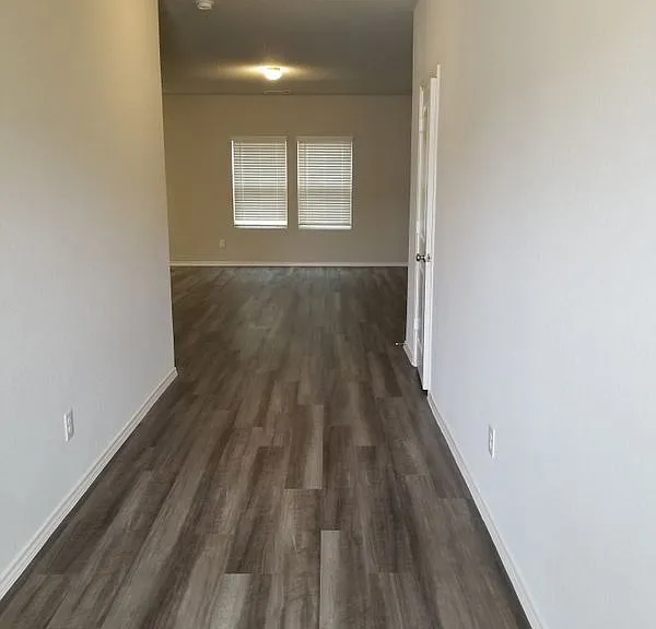 7930 Oak Meadows Bnd — Photo 2