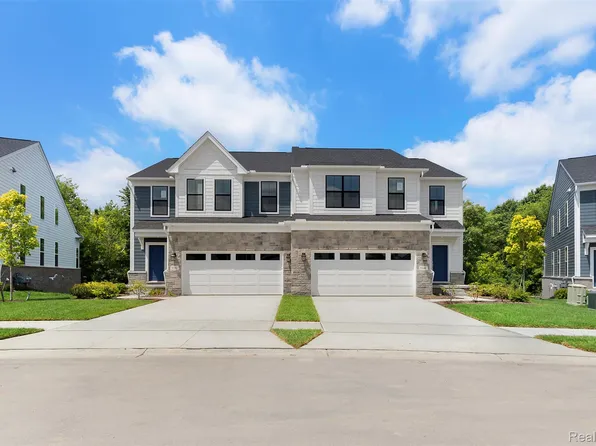 5340 Trail Vista Dr #21, West Bloomfield, MI 48323