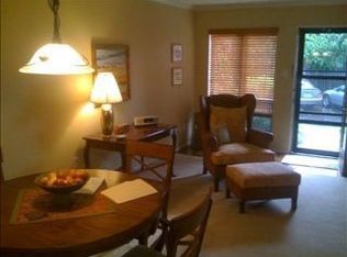 445 Perkins Rd, Memphis, TN 38117