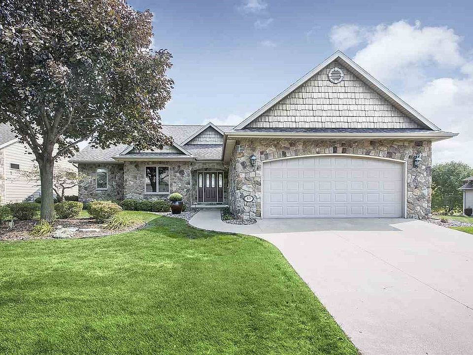 1st image of 829 Whisper Falls Ln