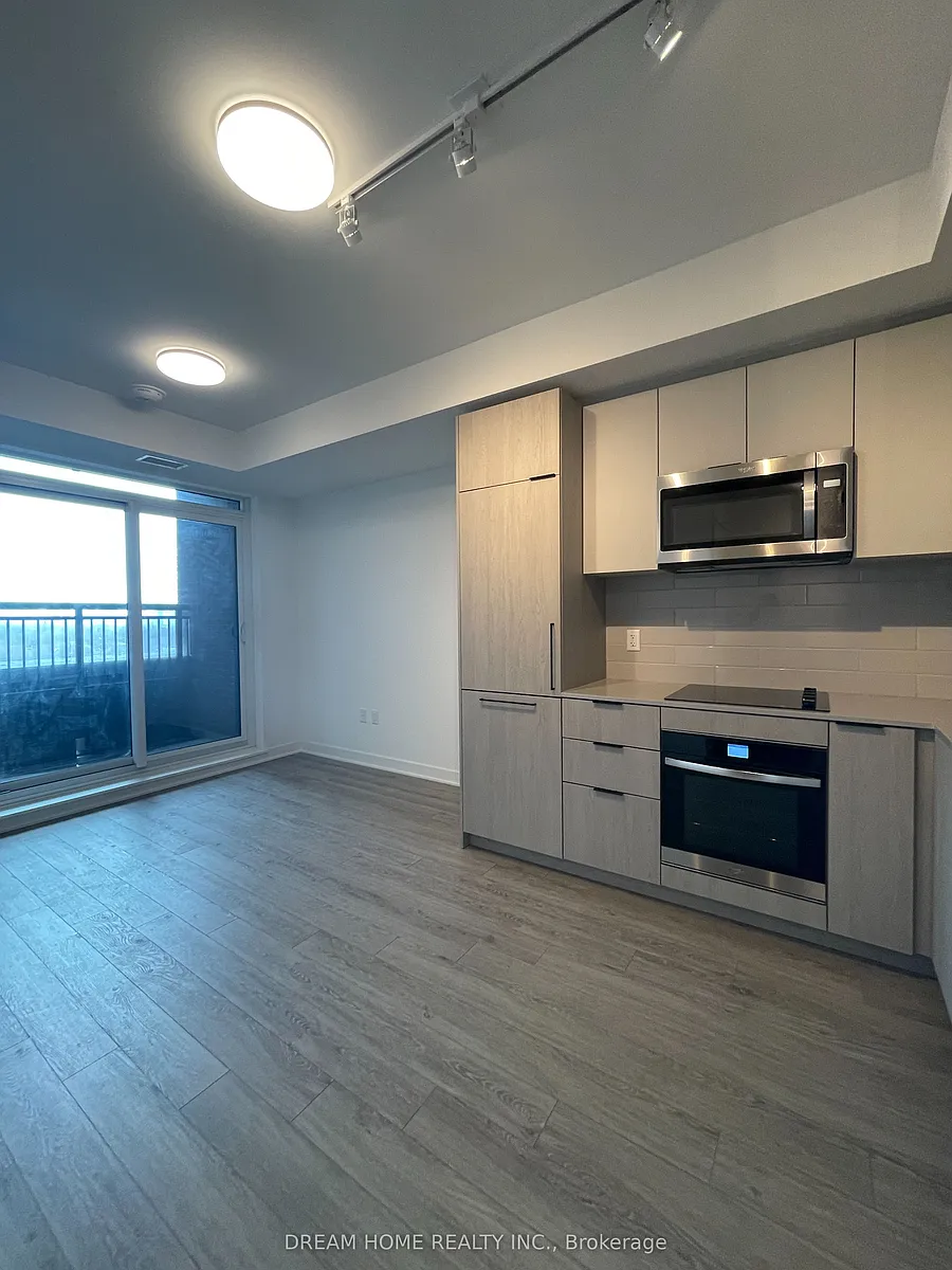 Building Photo - 1185 Dupont St #503