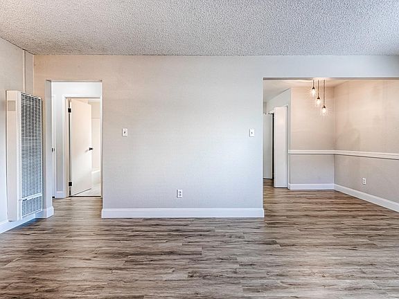 4th image of 1010 King Street