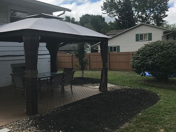 4th image of 387 Cathy Dr