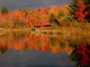 280 Faraway Ln, New Albany, PA 18833