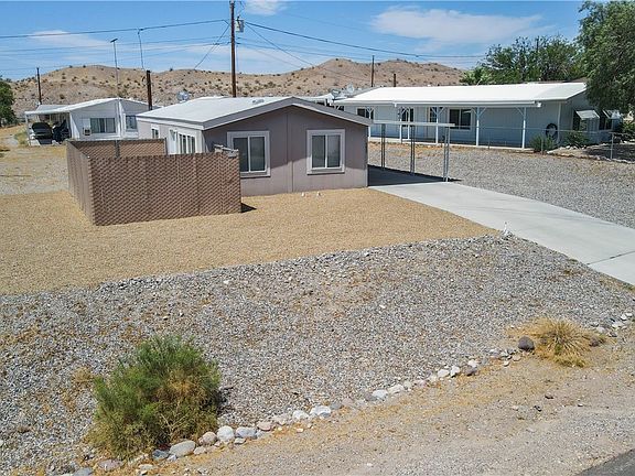 4th image of 2439 Merrill Avenue