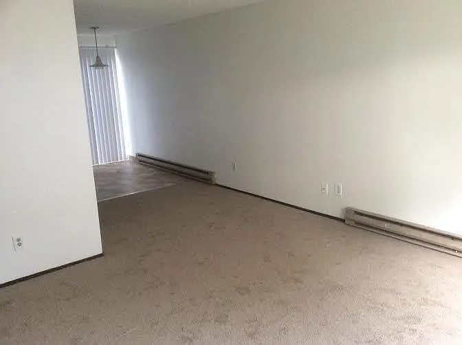 2 bed, 1.5 bath, 950 sqft, $1,450 — Photo 3