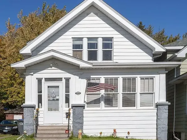 5801 Olney St, Duluth, MN 55807