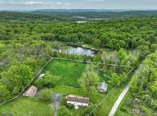 74 Moore Rd, Sussex, NJ 07461