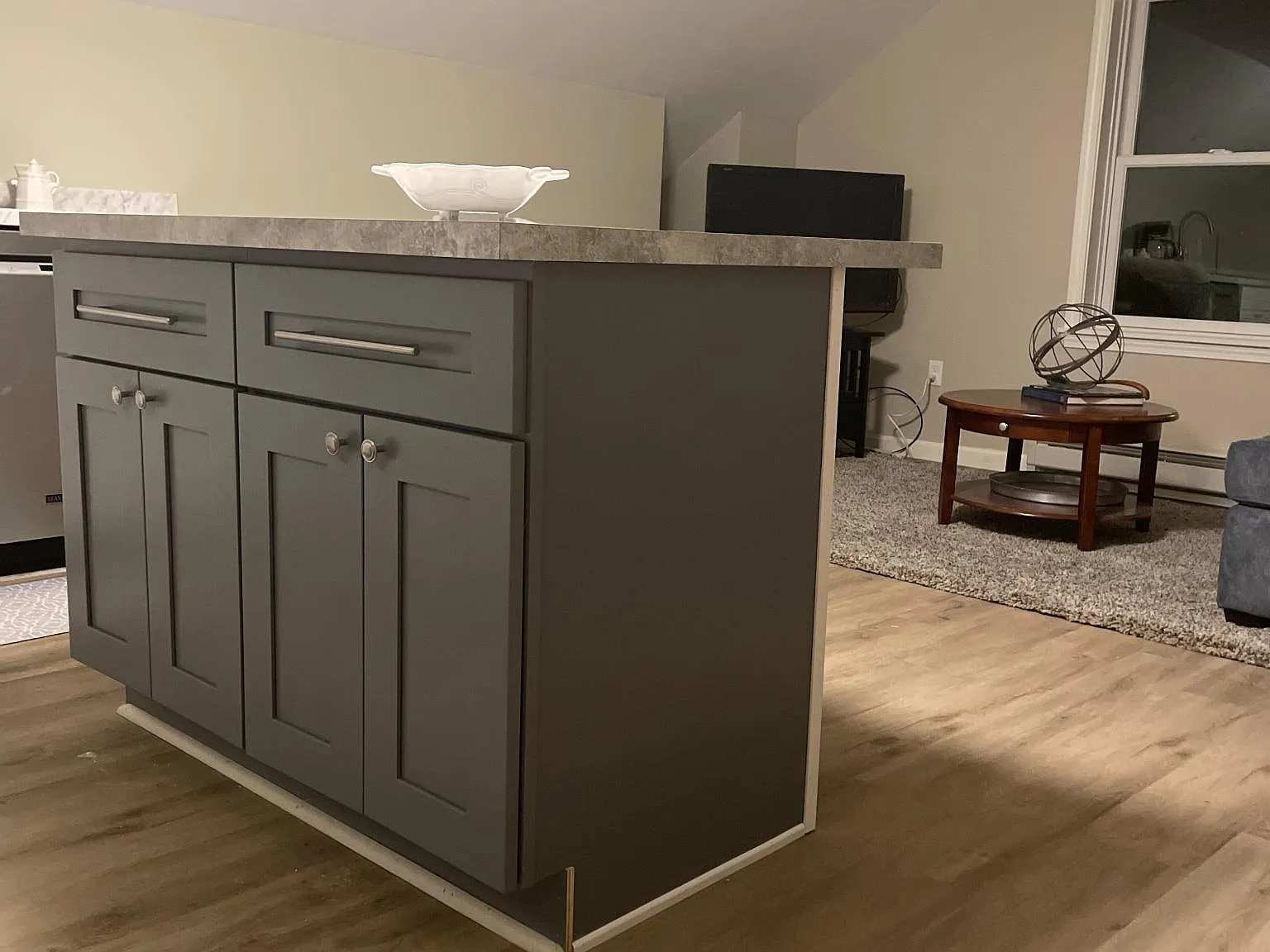 1 bed, 900 sqft, $2,450 — Photo 3