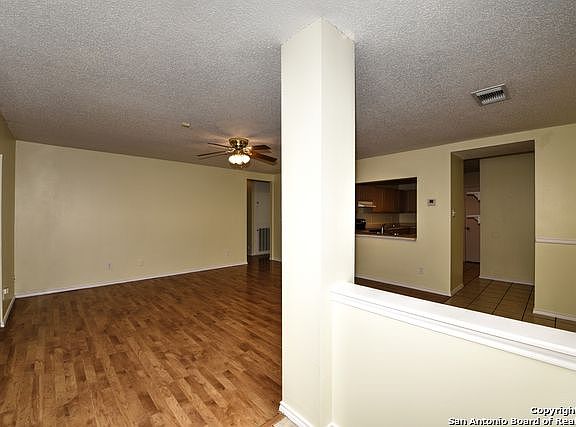 5th image of 5439 Champions Hill Dr