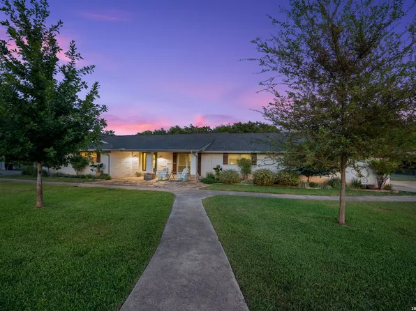 9532 WINDWOOD DR, Boerne, TX 78006