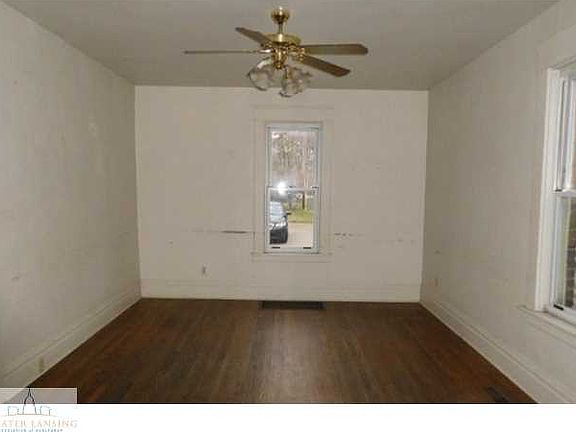 5th image of 1017 E Cesar E Chavez Ave