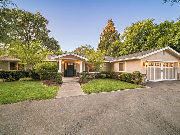 2nd image of 2065 Diablo Rd