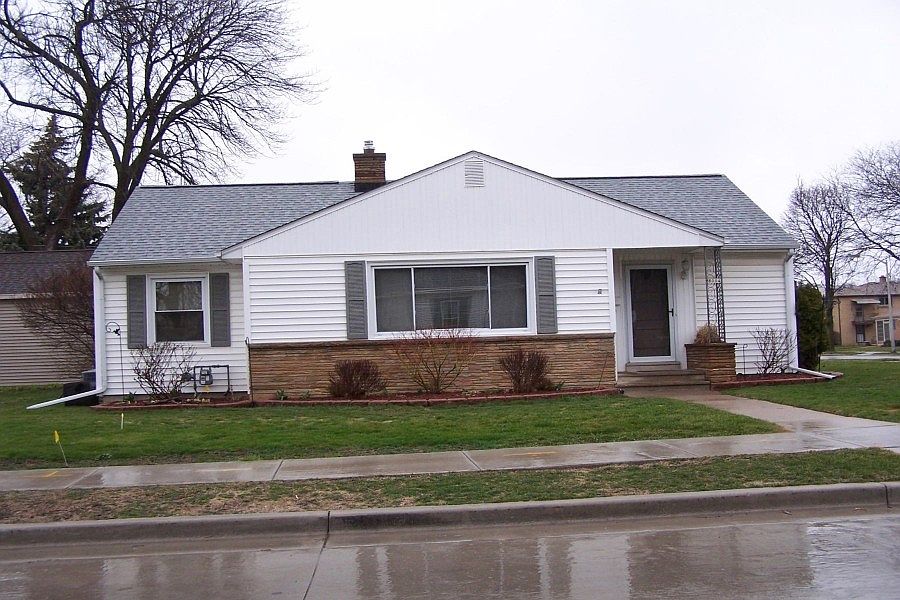 1st image of 8004 W Grant St