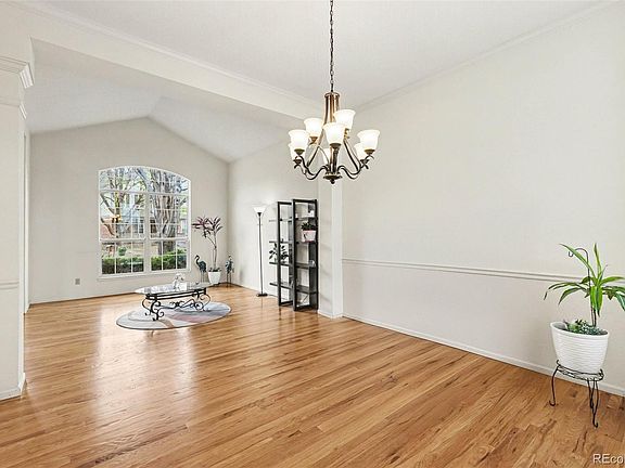 3rd image of 1113 W 124th Court