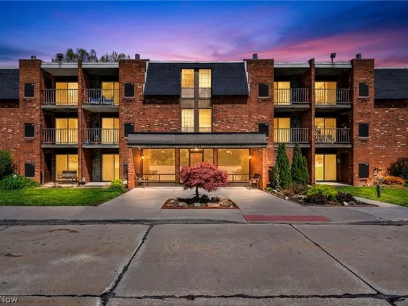 4183 Columbia Rd, North Olmsted, OH 44070