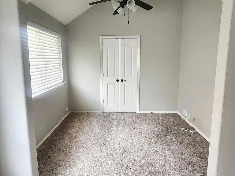 2200 Shannon Dr — Photo 16